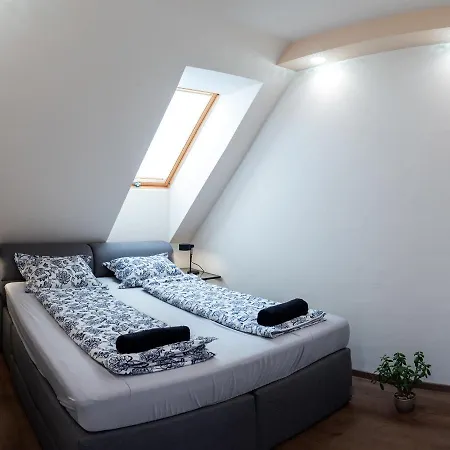 Dream 1 With Free Parking * Győr