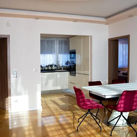 Dream 1 With Free Parking